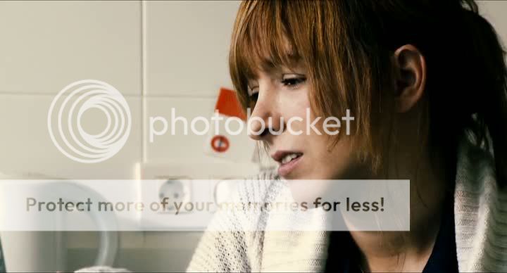 vlcsnap-2011-10-28-14h02m41s127.jpg
