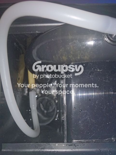 [TodoMarino.com] aparato para succionar agua de un rebosadero externo
